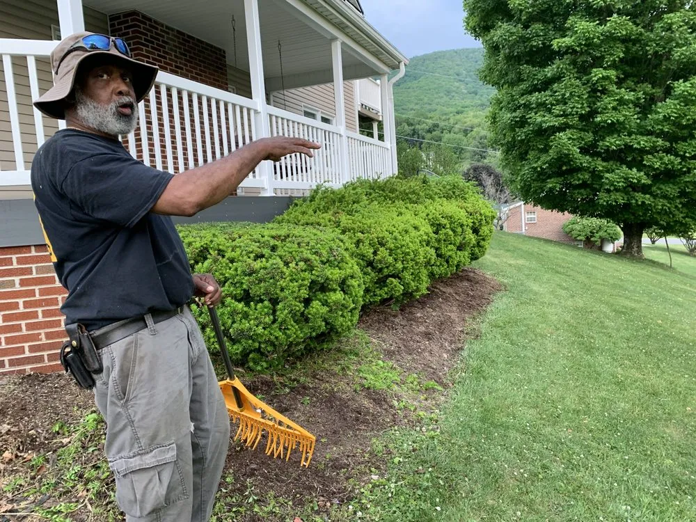 Custom outdoor landscaping for year-round maintenance in Tazewell, VA by Saunders Lawn Care