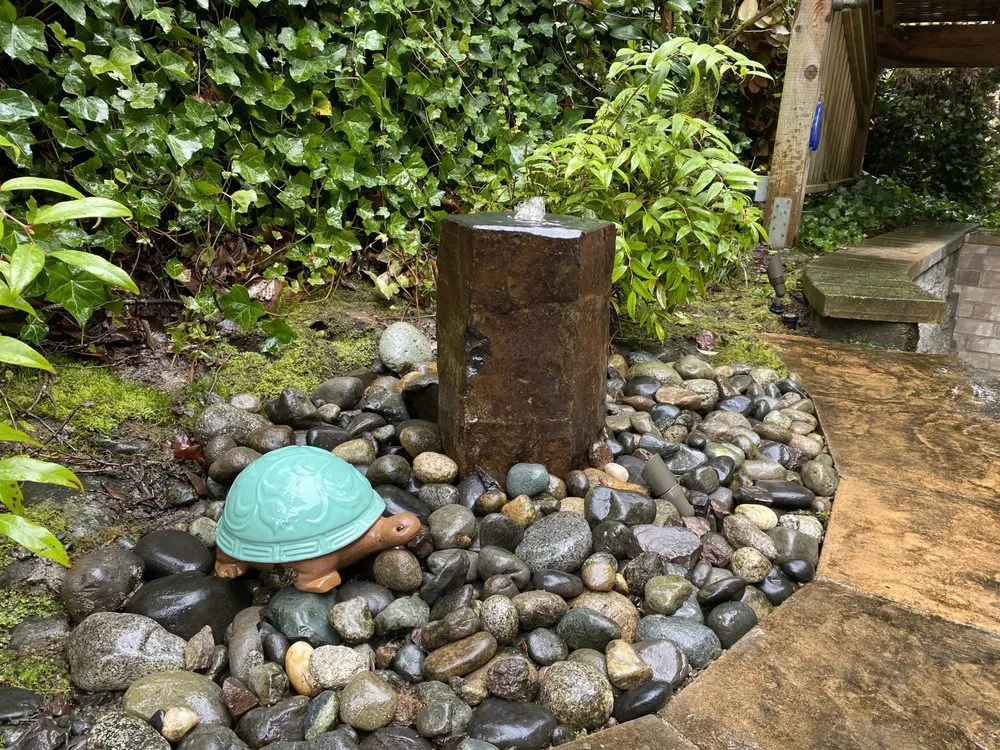 Custom landscape design experts serving Kent, WA - Sauz Landscaping