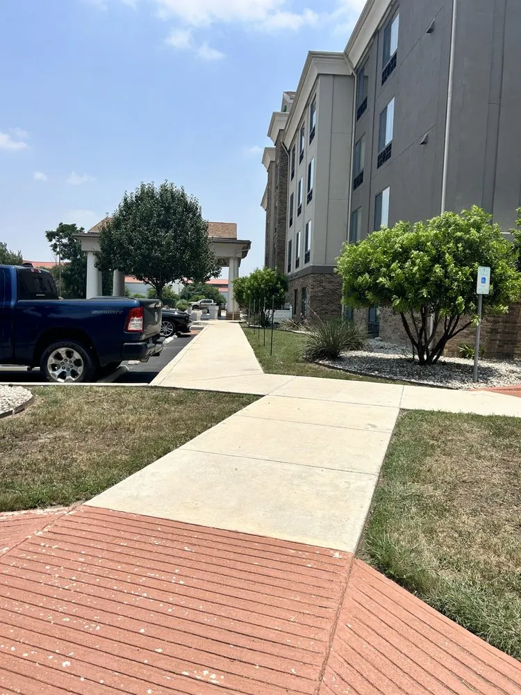 Reliable residential landscaping in Canyon Lake, TX - Savage Landscaping And Irrigation