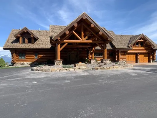 Savage Landscaping Logo