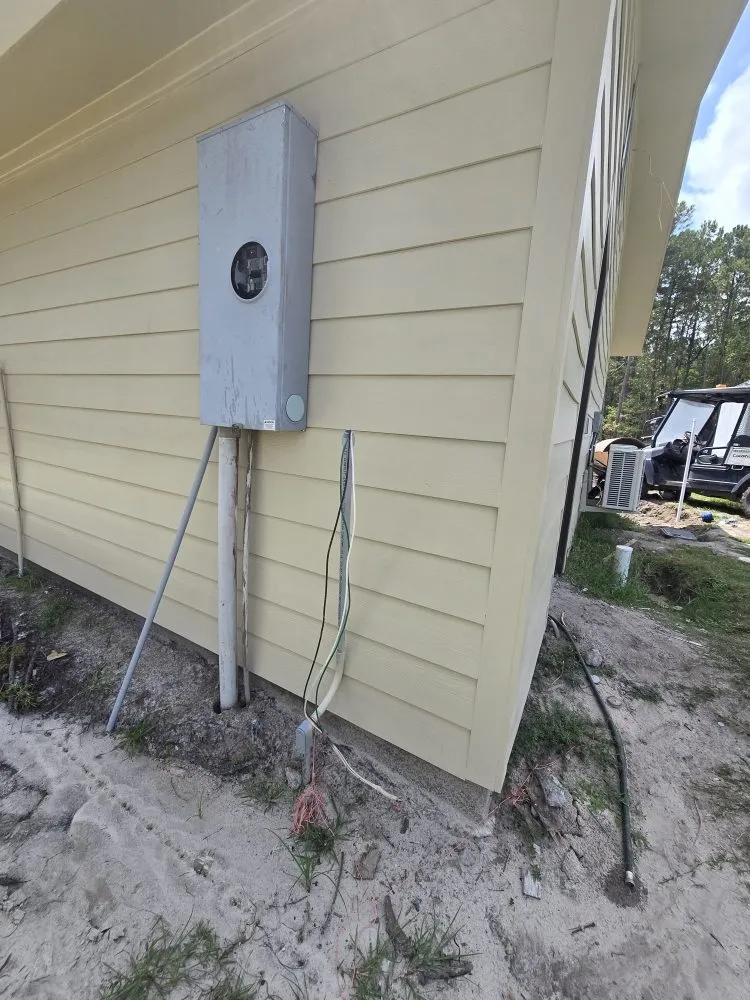 Top-rated yard cleanup service in Bloomingdale, GA by Savannah Contracting Group