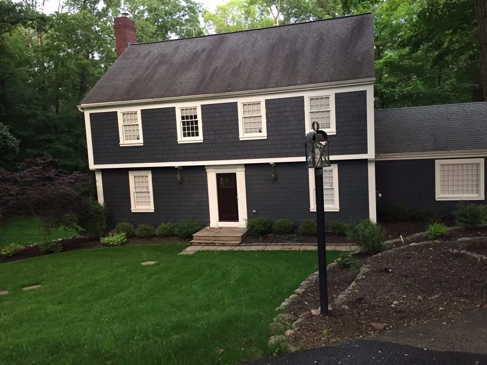 Reliable yard cleanup service experts serving Bedford Hills, NY - SavATree Bedford