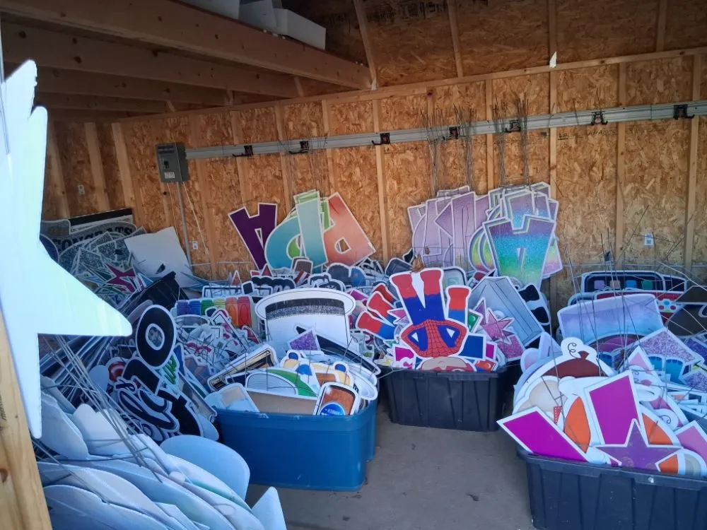 Custom yard cleanup service experts serving McDonough, GA - Saved by the Bell’s