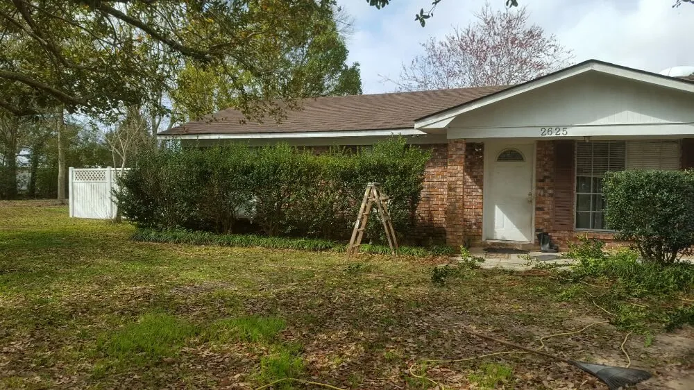 Top-rated landscape design in Gautier, MS by Saving Grace Home & Lawn Maintenance