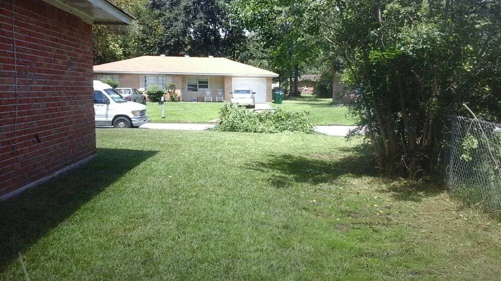 Top-rated landscaping services in Gautier, MS - Saving Grace Home & Lawn Maintenance