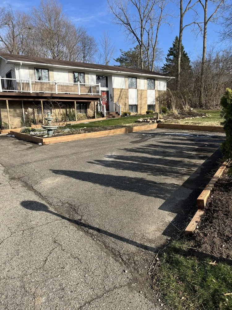 Local residential landscaping experts serving Northville, MI - Savior Landscaping, Lawncare and Snow