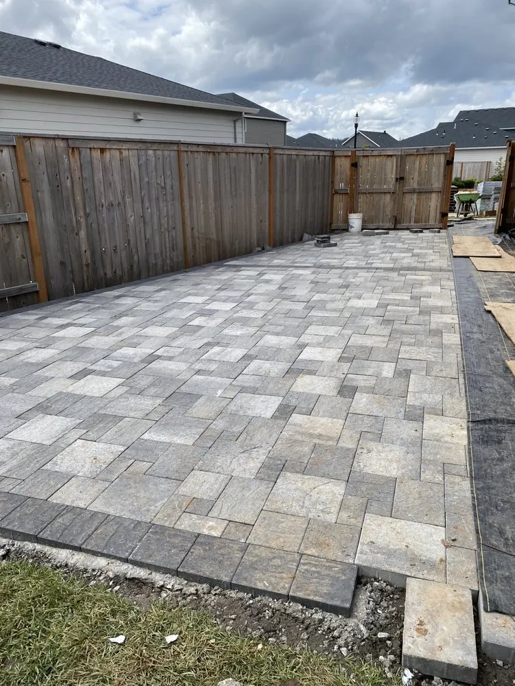 Custom outdoor landscaping experts serving Portland, OR - Saw Landscaping