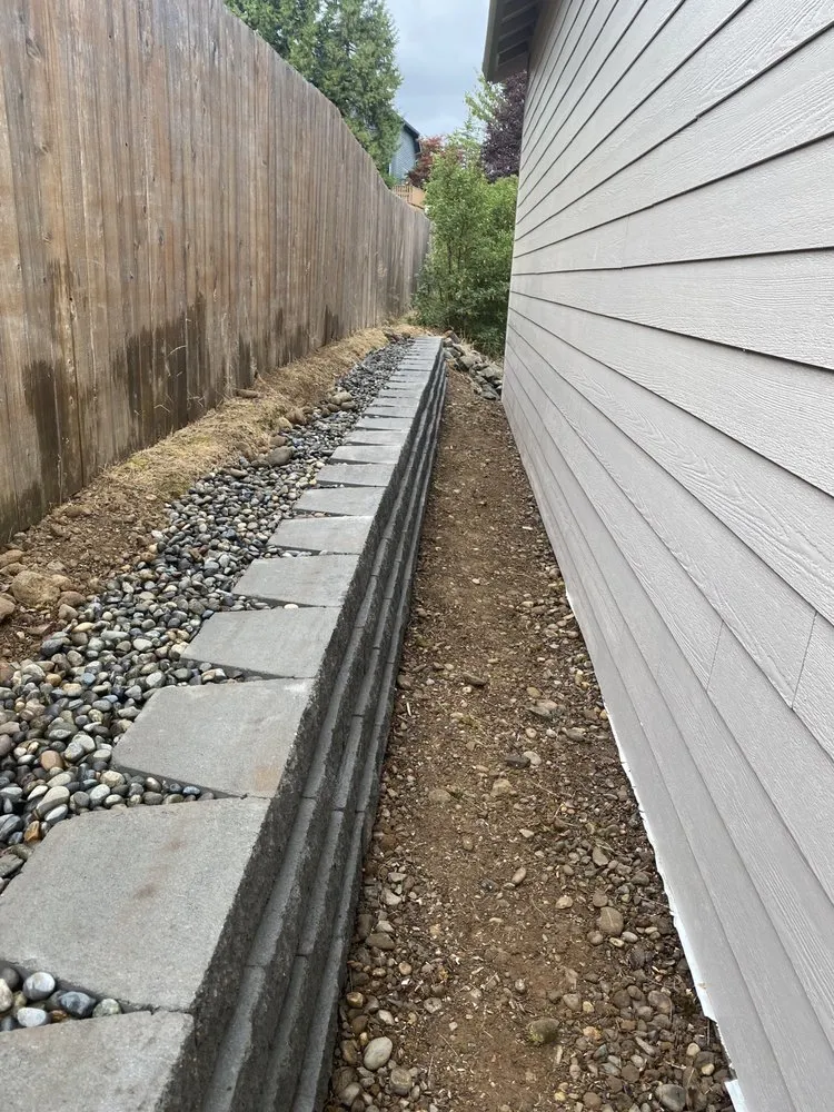 Reliable lawn care service experts serving Portland, OR - Saw Landscaping