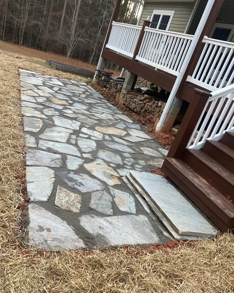 Local landscaping services experts serving Valdese, NC - Sawyer Landscaping