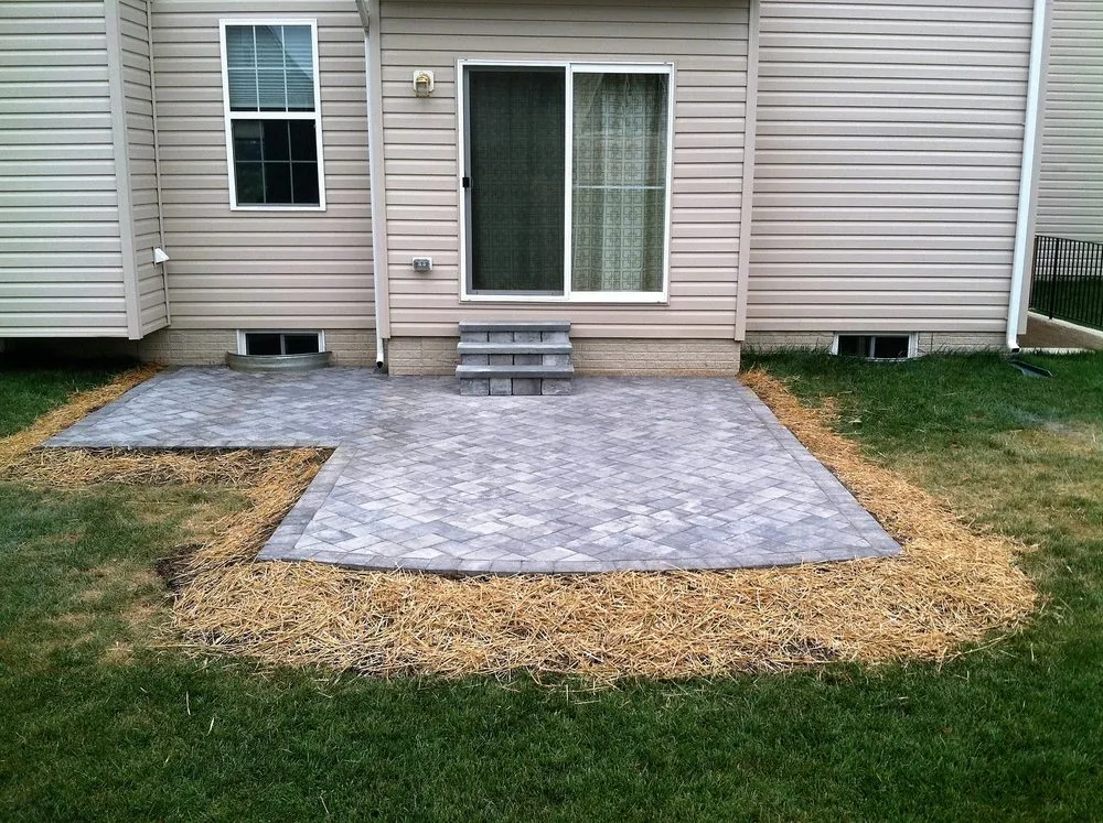 Local landscaping services experts serving Round Hill, VA - Saxton Landscapes