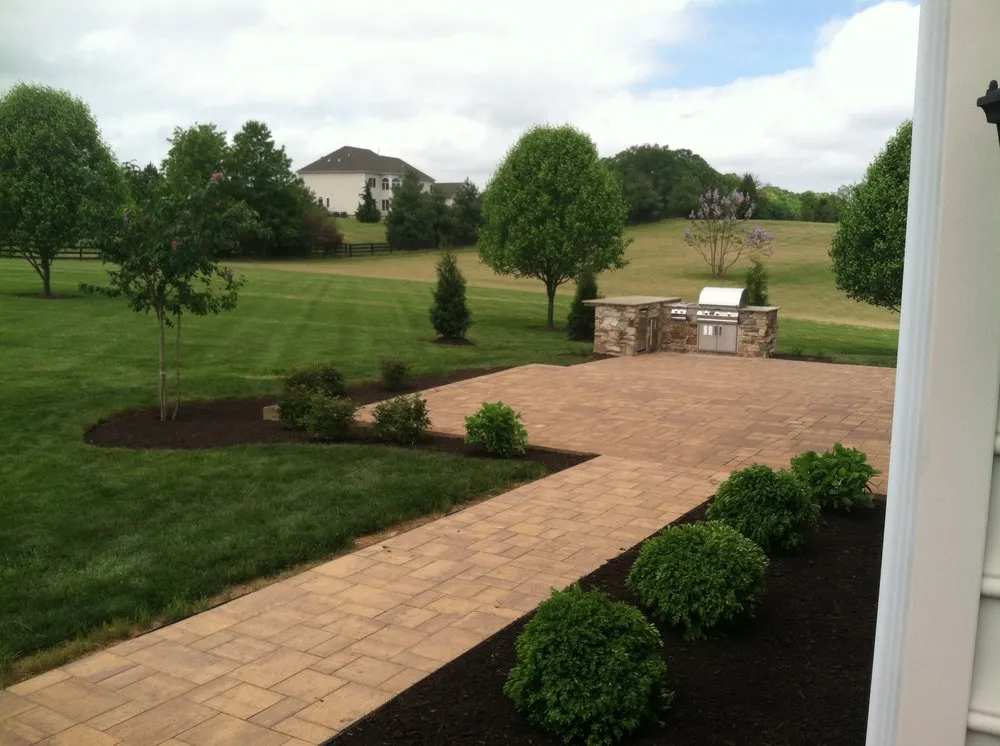 Local yard maintenance for beautiful yards across Round Hill, VA - Saxton Landscapes