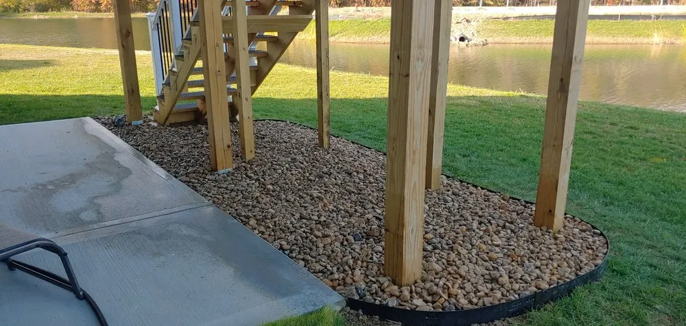 Top-rated residential landscaping for beautiful yards in Pleasant Plain, OH by Saylor Landscape