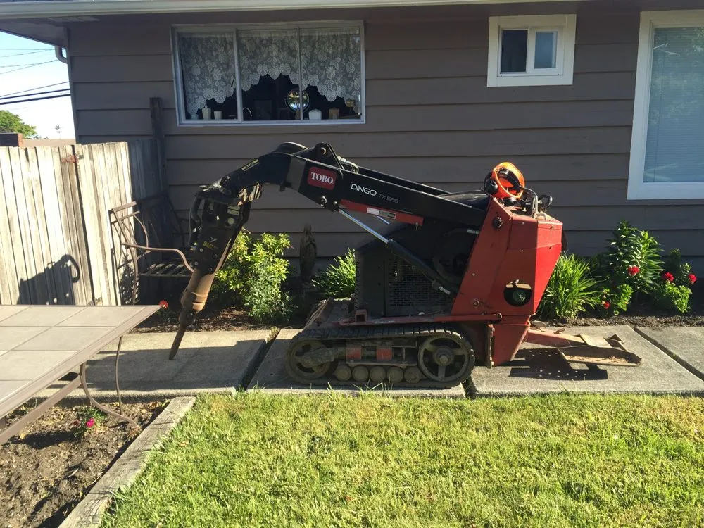 Trusted outdoor landscaping for year-round maintenance in Maple Valley, WA by Saylor Landscaping