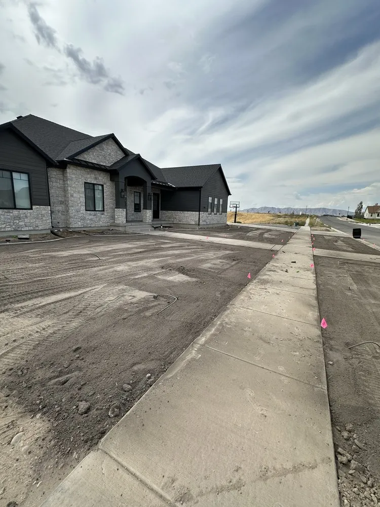 Top-rated yard maintenance for year-round maintenance in Spanish Fork, UT by SB Landscaping