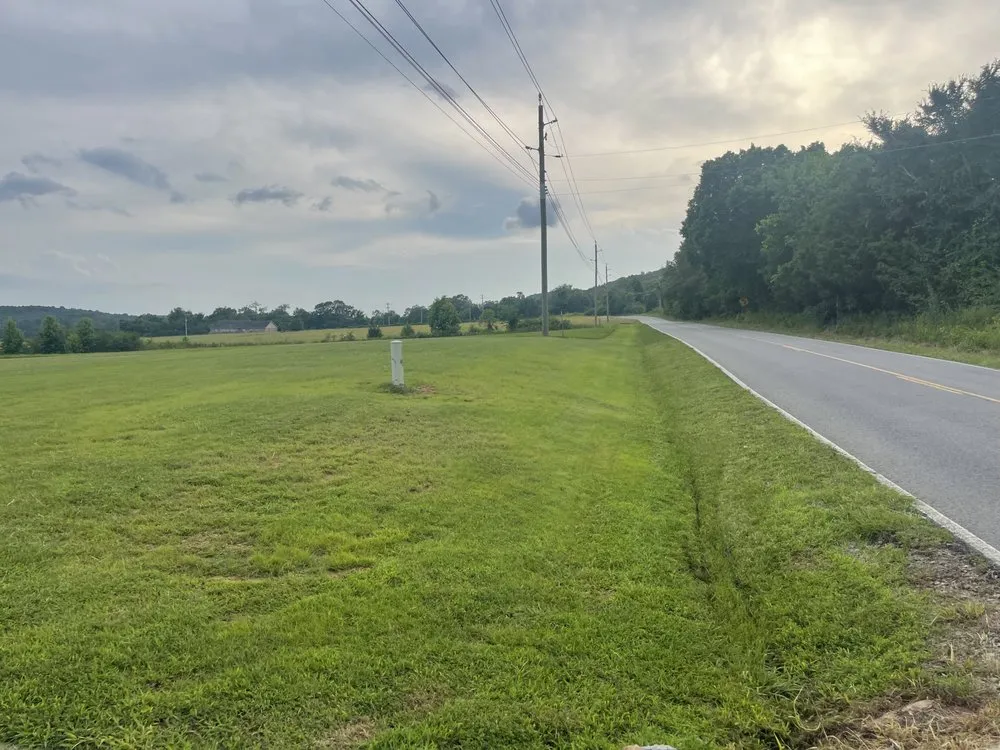 Affordable yard cleanup service for homes across Searcy, AR - S&B Lawn Care