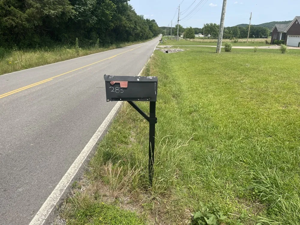 Expert garden landscaping for beautiful yards in Searcy, AR by S&B Lawn Care