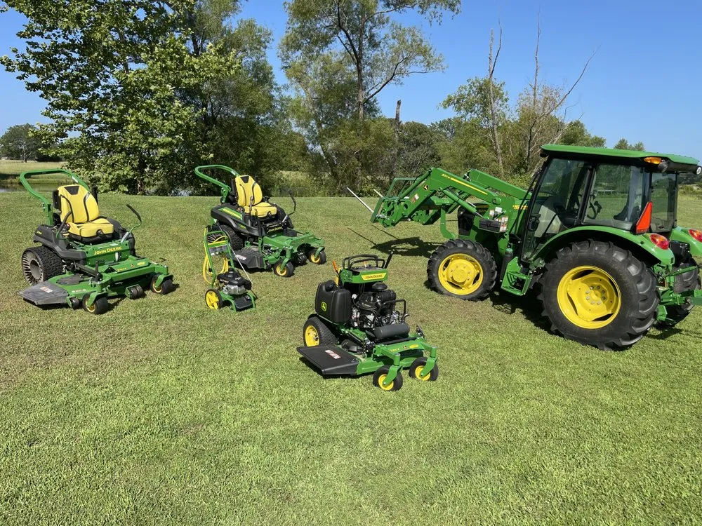 Custom garden landscaping for beautiful yards across Searcy, AR - S&B Lawn Care