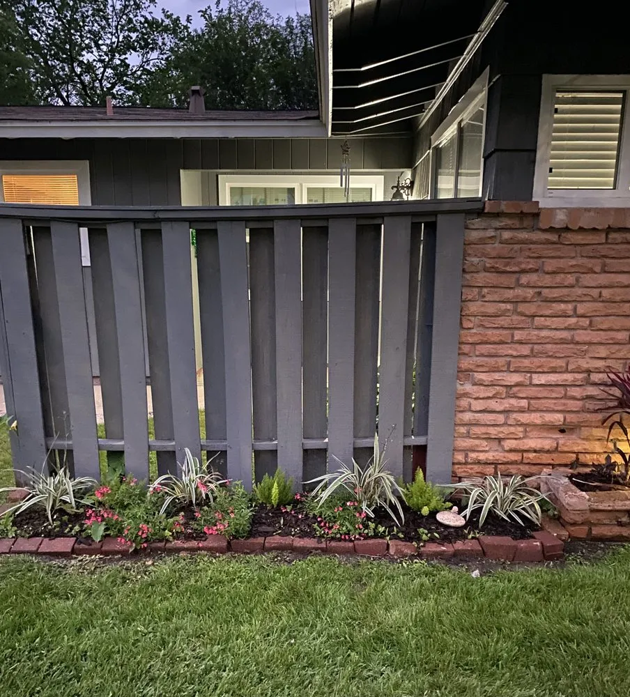 Custom garden landscaping experts serving Houston, TX - SB Lawnservice and Landscaping