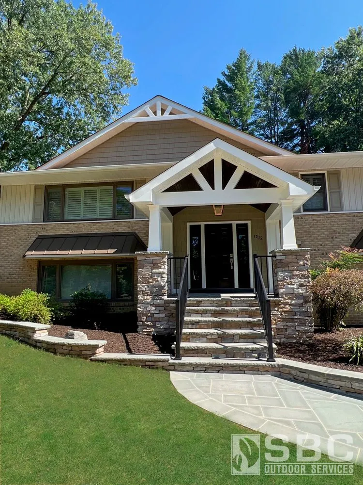 Top-rated garden landscaping in Chantilly, VA by SBC Outdoor Services