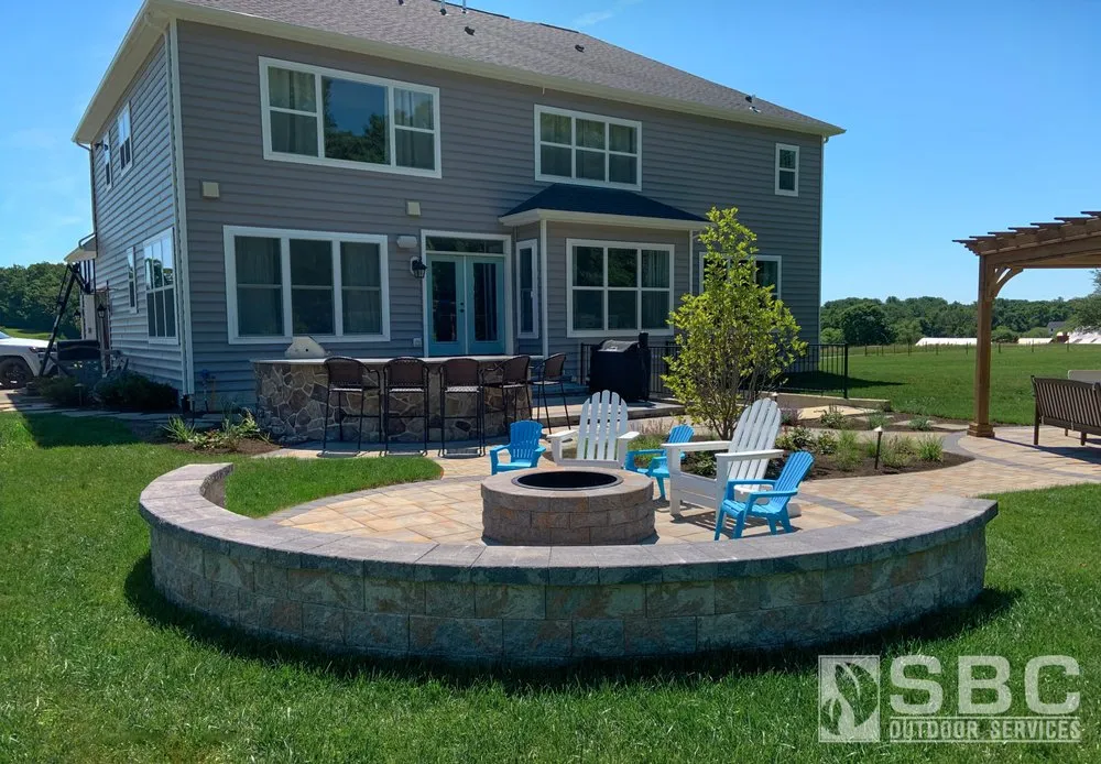 Custom yard cleanup service in Chantilly, VA - SBC Outdoor Services