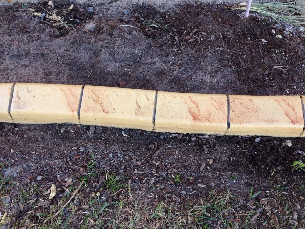 Custom yard maintenance in Daytona Beach, FL by Sbcurbing and Landscaping