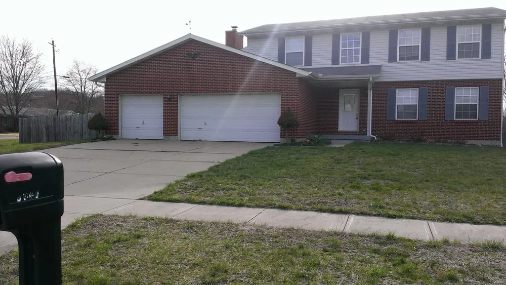 Reliable outdoor landscaping with custom design in Columbus, OH by SBR Lawn Care