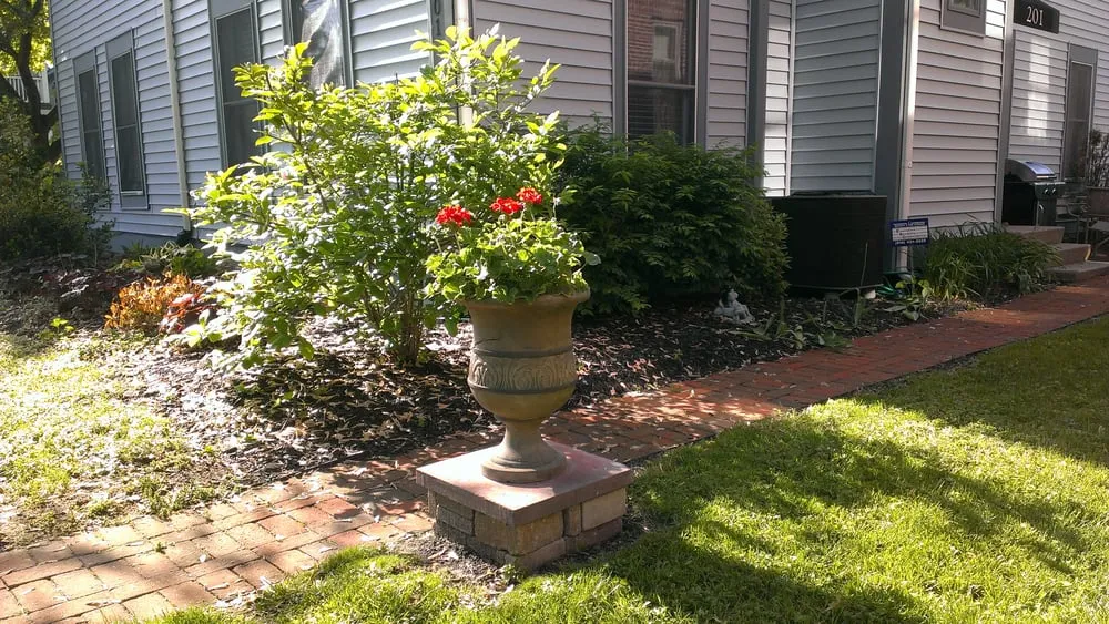 Trusted outdoor landscaping in Columbus, OH - SBR Lawn Care