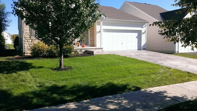Expert lawn mowing service in Columbus, OH - SBR Lawn Care