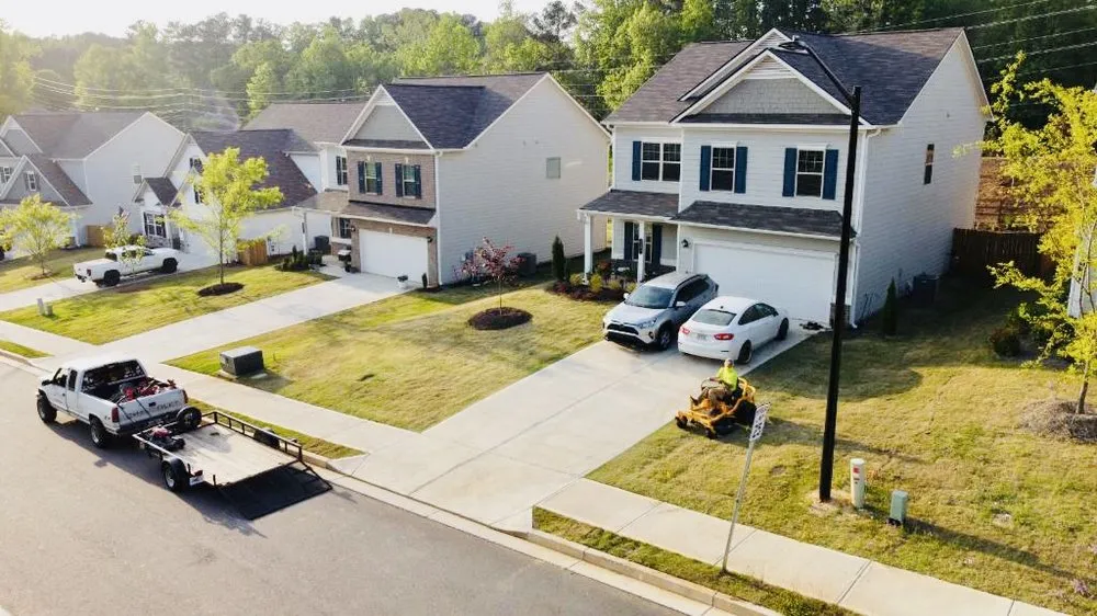 Local yard maintenance experts serving Kennesaw, GA - SBS Lawn Care