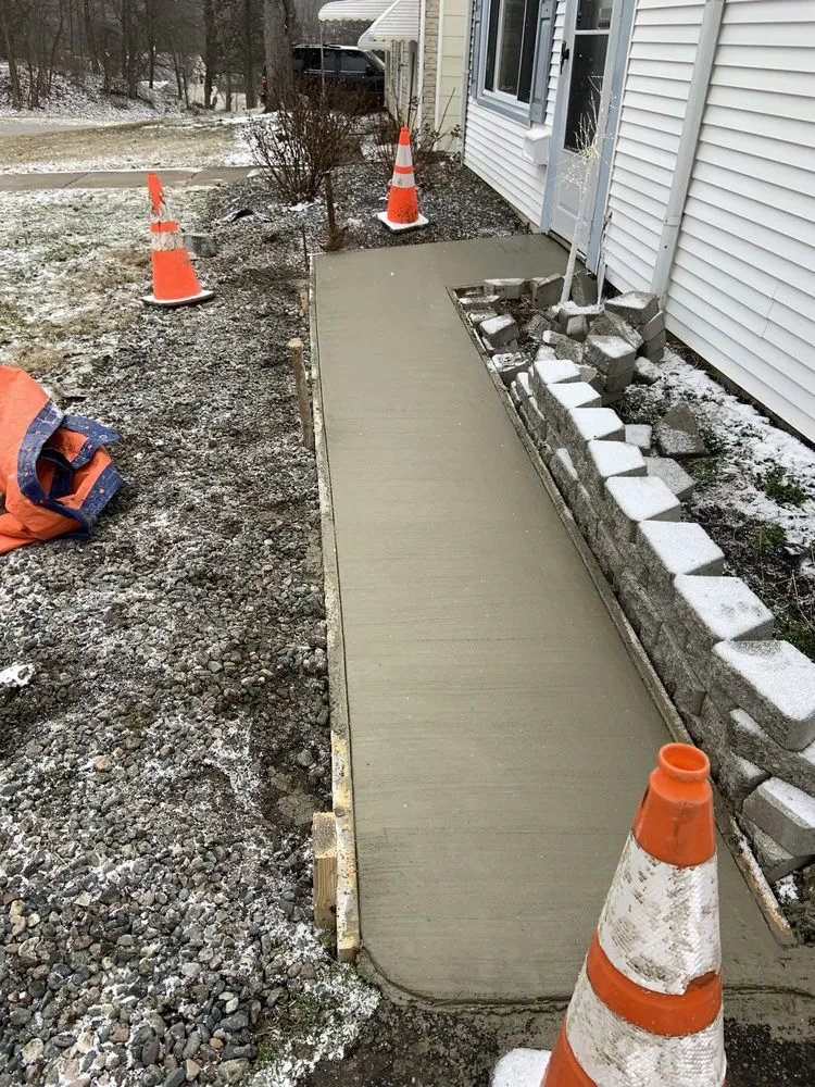 Top-rated lawn care service for residential properties across Akron, OH - Sc Landscape