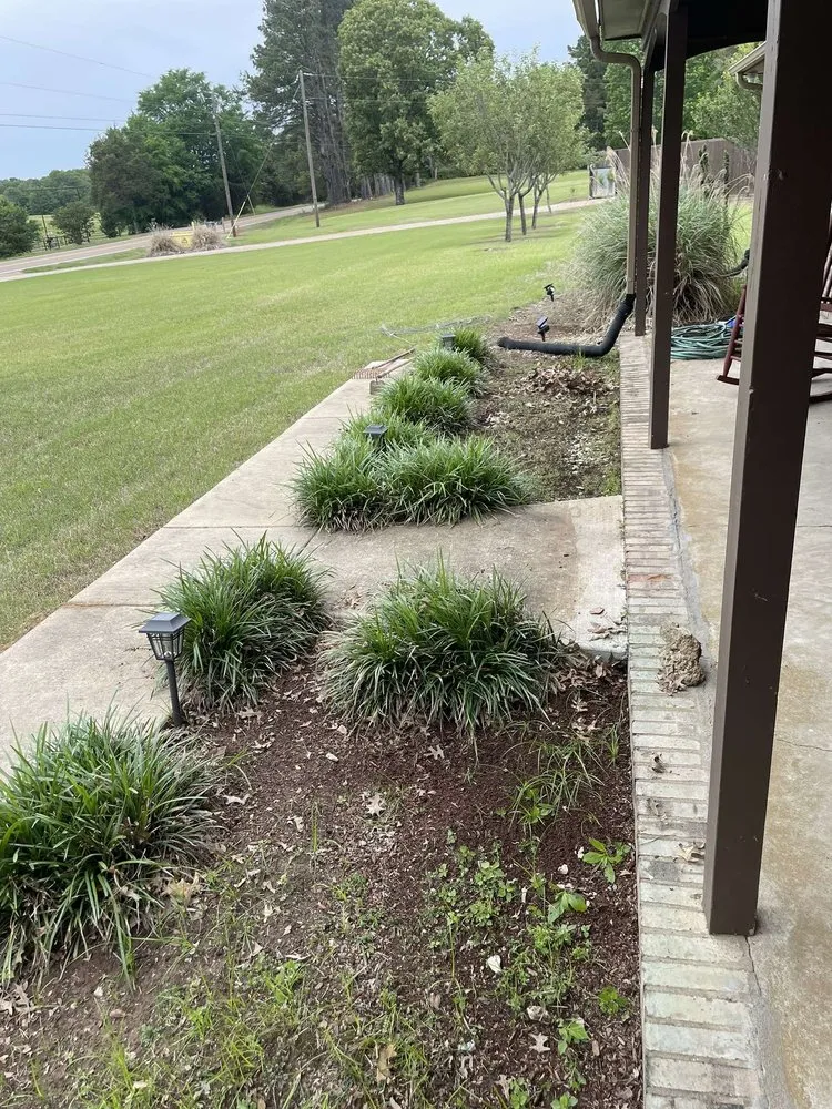 Trusted landscape installation for beautiful yards in Senatobia, MS by Sc Landscaping