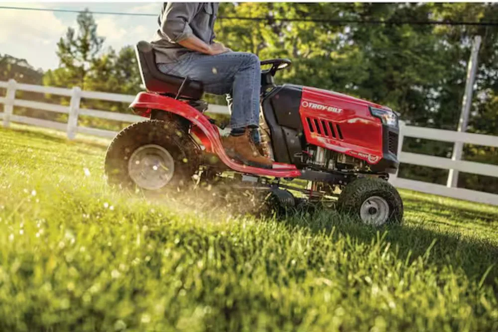 Expert yard cleanup service for year-round maintenance across Milwaukee, WI - S.C. Lawn care