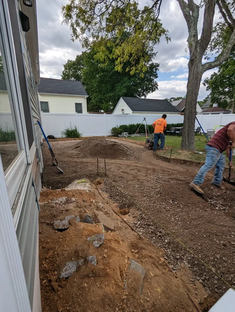 Trusted residential landscaping experts serving West Babylon, NY - Scanapico Bros Landscaping