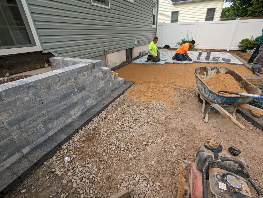 Professional yard cleanup service in West Babylon, NY - Scanapico Bros Landscaping