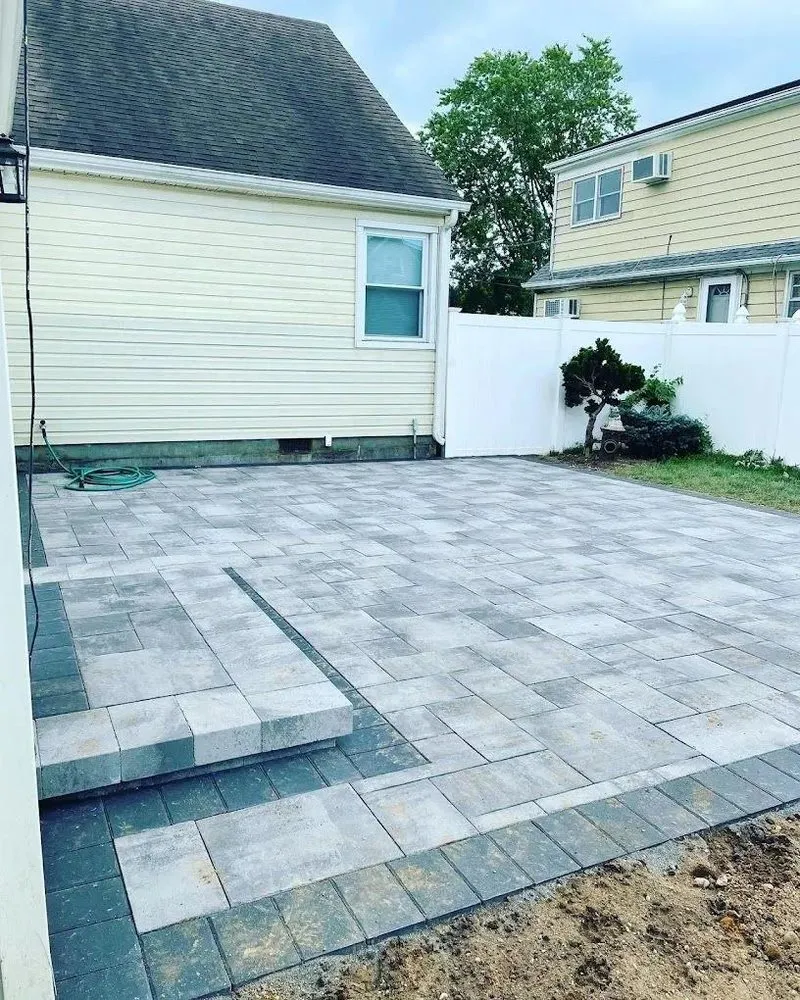 Top-rated yard maintenance experts serving West Babylon, NY - Scanapicos Landscaping & Masonry