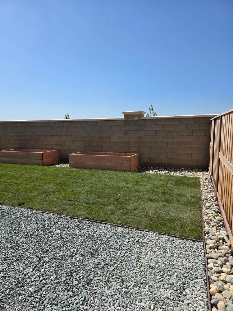 Affordable lawn mowing service for beautiful yards across Elk Grove, CA - Scape Aesthetics