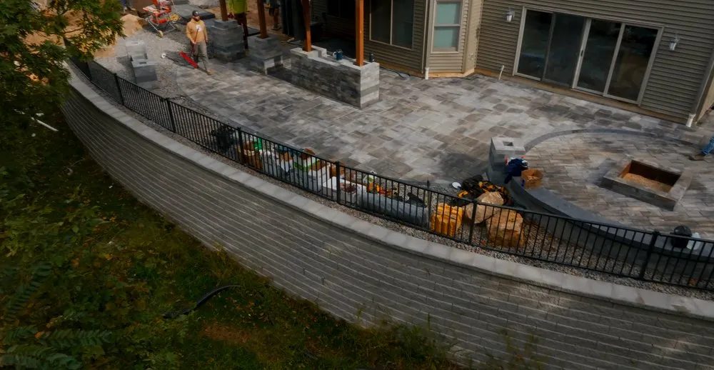 Professional yard maintenance experts serving La Crosse, WI - Scapeland