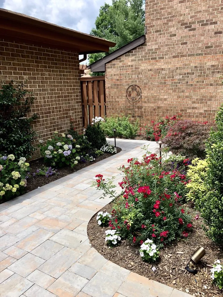 Local landscaping services experts serving Silver Spring, MD - Scapers Landscape Services