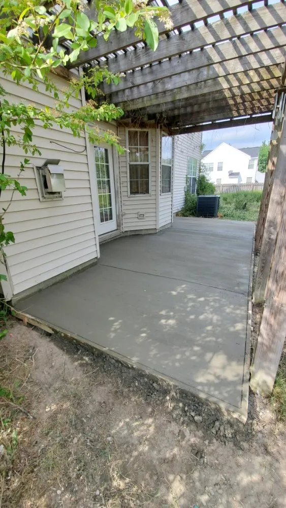 Trusted garden landscaping in Smithfield, VA by Scapers