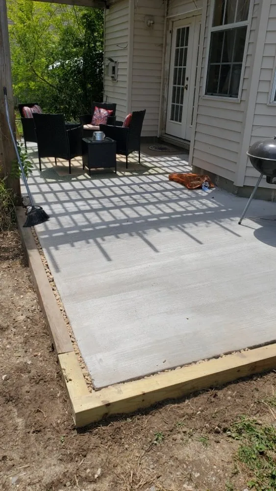 Top-rated landscaping services near you across Smithfield, VA - Scapers