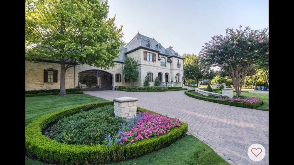 Affordable yard cleanup service with custom design across Dallas, TX - Scapes