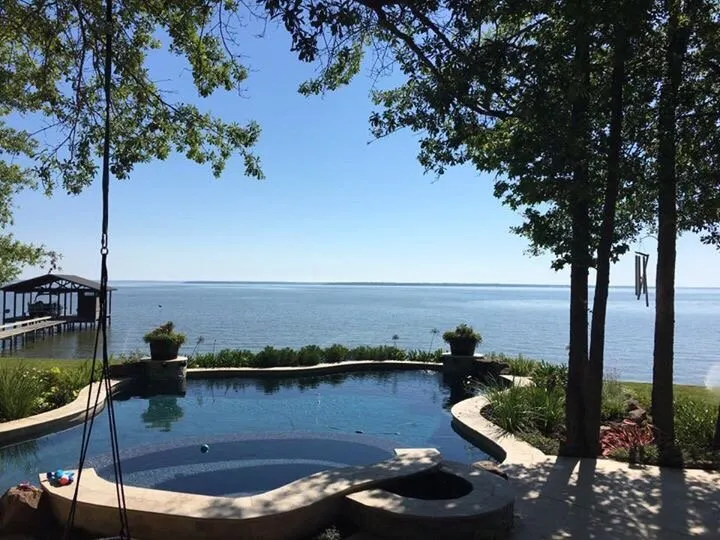 Local lawn mowing service experts serving Porter, TX - SCAPES ENVIRONMENTAL DESIGN