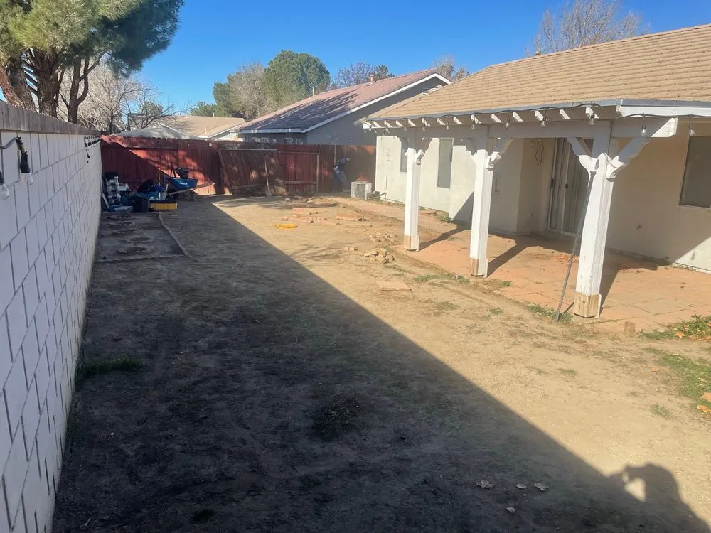 Affordable lawn mowing service experts serving Palmdale, CA - Scapezone landscape solutions