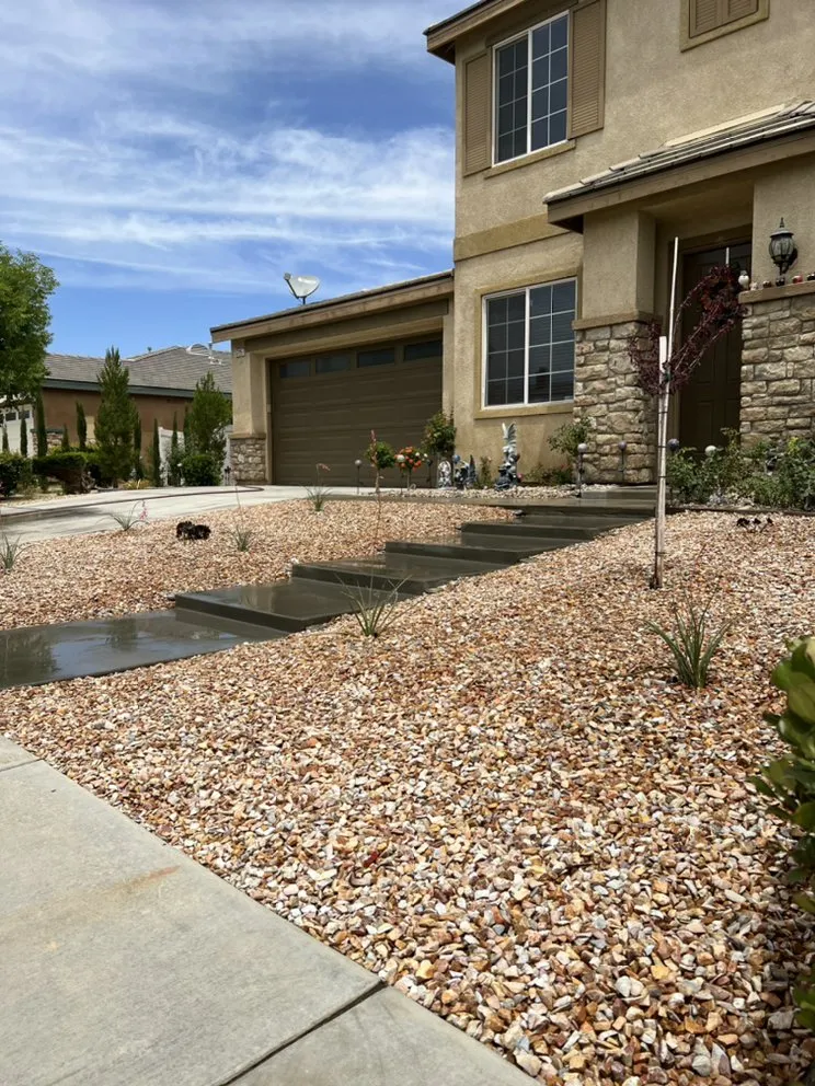 Top-rated lawn mowing service for residential properties across Palmdale, CA - Scapezone landscape solutions