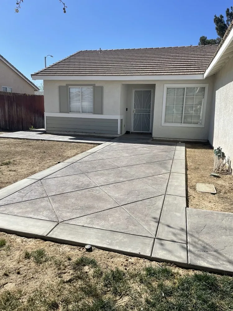 Expert garden landscaping with custom design across Palmdale, CA - Scapezone landscape solutions