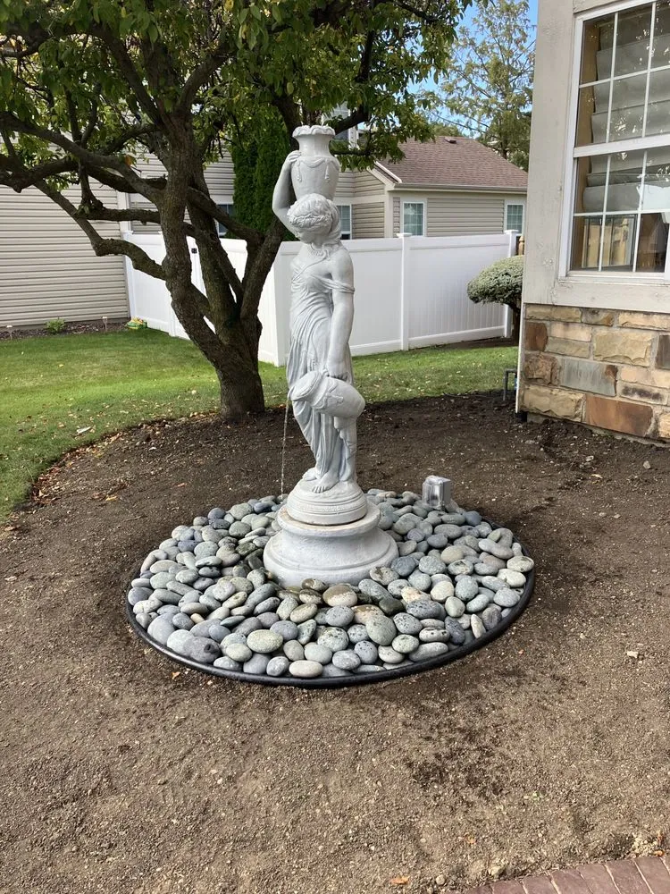 Custom yard cleanup service experts serving Bartlett, IL - Scardino Lanscape & Design