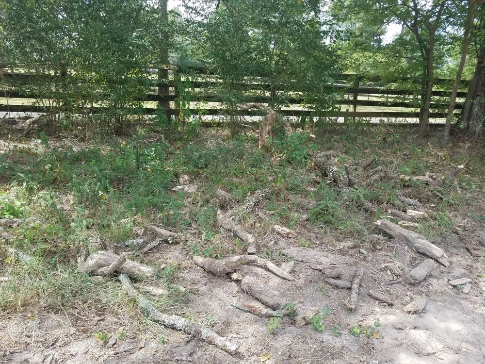 Local lawn care service in Alto, TX by SCE Landscaping/Tree Service