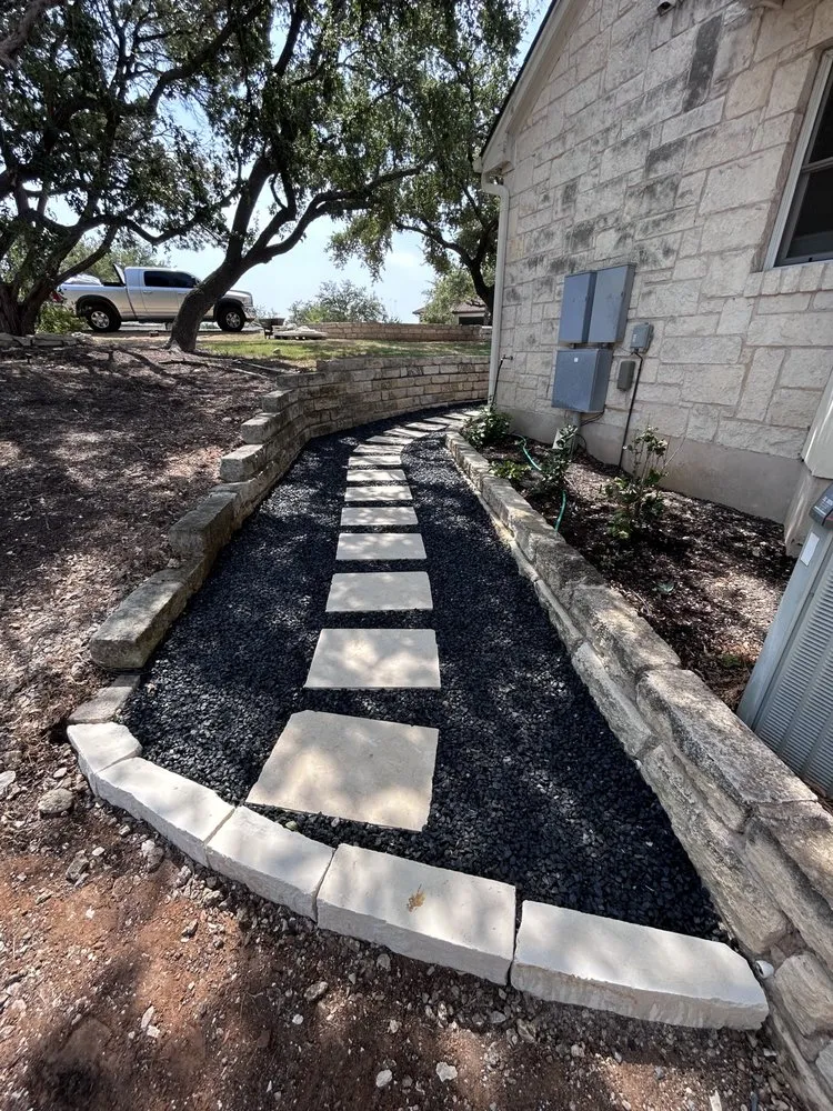 Affordable garden landscaping in San Antonio, TX - Scenic Designs