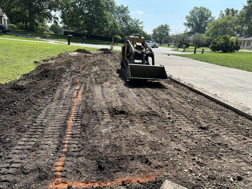 Professional landscape design experts serving Indianapolis, IN - Scenic Green