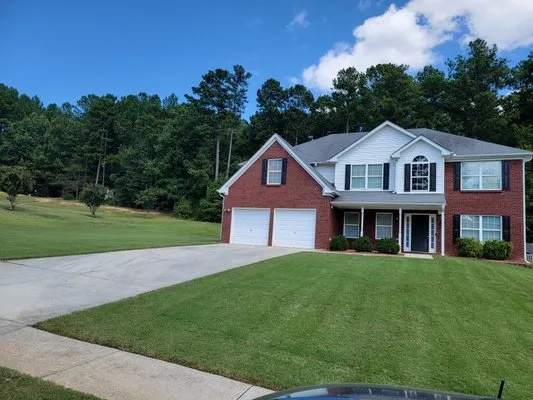 Scenic lawn Care Services Logo